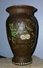 Vase laqué émaillé d'occasion  Bardos
