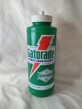 1996 NBA FINALS GATORADE GARRAFA DE APERTO BULLS JORDAN 32 OZ Verde Bom comprar usado  Enviando para Brazil