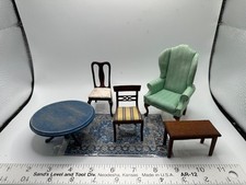 Lote de móveis mistos em miniatura escala 1/12 para casa de bonecas (poltrona assinada) comprar usado Lote de móveis mistos em miniatura escala 1/12 para casa de bonecas (poltrona assinada) comprar usado  Enviando para Brazil