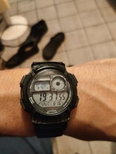 Montre casio 1000h d'occasion  Captieux