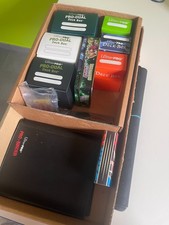 Lotto accessori pokemon usato  Voltido