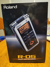 Gravador linear Roland R-05 Studio portátil WAVE/MP3 PCM testado funcionando comprar usado  Enviando para Brazil