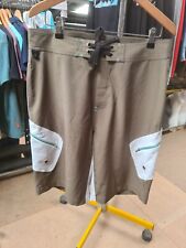 Short homme marron d'occasion  Les Échelles