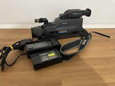 Sharp c7950s videocamera usato  Venzone