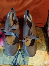 Stylish flattering beautiful for sale  CAMELFORD