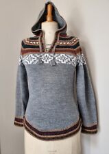 Magnifique pull capuche d'occasion  Hergnies