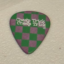 TRUQUE BARATO TOM PETERSSON GUITARRA PALHETA TURNÊ TABULEIRO XADREZ RARO PALCO PALHETA comprar usado  Enviando para Brazil