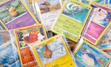 Favores de festa de aniversário Pokémon - Pacote com 20 favores com 25 cartas! comprar usado  Enviando para Brazil