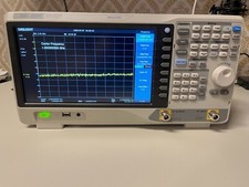 Spectrum analyzer siglent gebraucht kaufen  Röslau