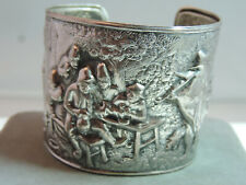 Brazalete De Colección Repousse Story Scene Hans Jensen Firmado Pez X Ancho DINAMARCA segunda mano  Embacar hacia Mexico