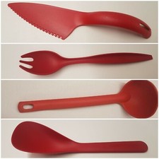 Tupperware utensili rossi usato  Serra d'Aiello