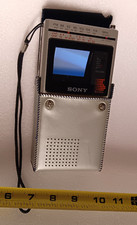 Mini TV portátil vintage 1985 Sony Watchman estéreo FD-20A com estojo Seattle Seahawks comprar usado  Enviando para Brazil