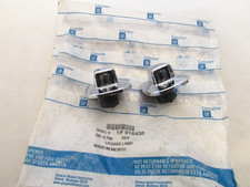 Lente de lâmpada GM 916438 placa de licença NOS 1982-2000 Caddy Chevy GMC C1500 S10 comprar usado Lente de lâmpada GM 916438 placa de licença NOS 1982-2000 Caddy Chevy GMC C1500 S10 comprar usado  Enviando para Brazil