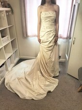 Wedding dress train for sale  LLANDUDNO JUNCTION