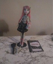 Rochelle goyle monster usato  Solferino
