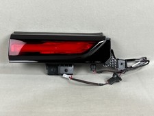 ESTADO PERFEITO! 2021-2024 GMC YUKON lado esquerdo do motorista porta traseira interna LED fabricante de equipamento original comprar usado  Enviando para Brazil