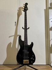 Fender japan jazz d'occasion  Expédié en France