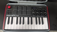 Akai MPK Mini MK3 25-klawiszowy kontroler klawiatury USB MIDI , używany na sprzedaż Akai MPK Mini MK3 25-klawiszowy kontroler klawiatury USB MIDI , używany na sprzedaż  Wysyłka do Poland