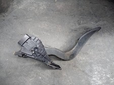 1988003480 throttle pedal d'occasion  Expédié en Belgium