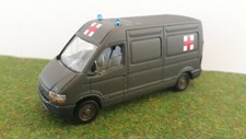 Renault master ambulance d'occasion  Rochefort-Montagne