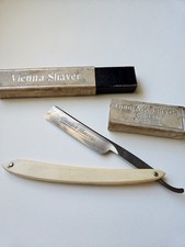 Antico rasoio dritto usato  Spedire a Italy