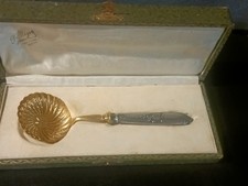 Cuillère sucre saupoudreuse d'occasion  Hyères