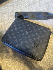 Louis vuitton messenger for sale  Cleveland