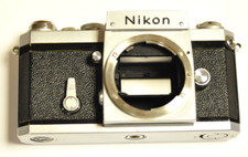 Nikon 35mm red d'occasion  Expédié en Belgium