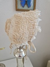 Ancien bonnet bébé d'occasion  Saint-Loup-Géanges