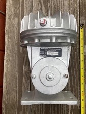 Cabeça de bomba de compressor de ar Teledyne Sprague modelo 66-30019 acionada por correia comprar usado Cabeça de bomba de compressor de ar Teledyne Sprague modelo 66-30019 acionada por correia comprar usado  Enviando para Brazil