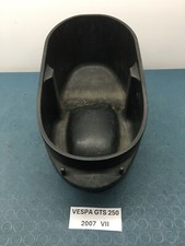 Vano sottosella piaggio usato  Messina