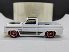 Hot Wheels 2025 Proto cor de teste de fábrica branco-83 Chevy Silverado-Base Barbie-RR comprar usado  Enviando para Brazil