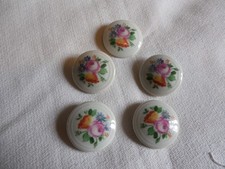 Lot boutons anciens d'occasion  Saint-Sébastien-de-Morsent