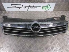 Calandre 13225775 opel d'occasion  Vitrolles
