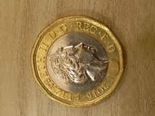 Moneta one pound usato  Firenze