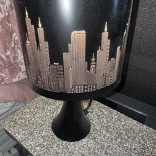 manhattan table for sale  SANDOWN