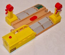 Brio 33675 bahnübergang gebraucht kaufen  Schwabsoien