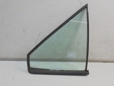 Volkswagen Polo II 86C 2F 1987 Okno trójkątne Tarcza trójkątna przód 43R-001057, używany na sprzedaż  PL