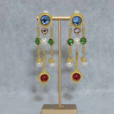 Ancient court earrings d'occasion  Expédié en Belgium