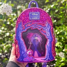 Mini Mochila Lenticular Loungefly Disney Sword and the Stone Madam Mim comprar usado  Enviando para Brazil