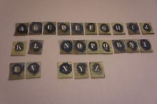 Lettres pochoir cuivre d'occasion  Nuits-Saint-Georges