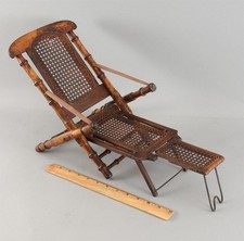 Espreguiçadeira dobrável madeira amostra vendedor miniatura antiga do século XIX tamanho boneca, sem reserva, usado comprar usado Espreguiçadeira dobrável madeira amostra vendedor miniatura antiga do século XIX tamanho boneca, sem reserva, usado comprar usado  Enviando para Brazil