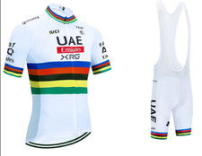 Completo ciclismo pogacar usato  Italia