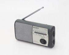 Sony icf 303l d'occasion  Paris XVII