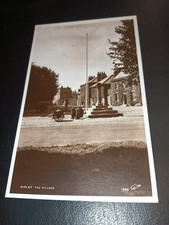 Usado, Carrinho The Village Cross & Hand, RIPLEY, Yorkshire RP comprar usado Usado, Carrinho The Village Cross & Hand, RIPLEY, Yorkshire RP comprar usado  Enviando para Brazil