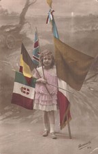 Patriotique petite fille d'occasion  Vasles