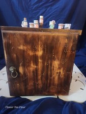 Hand made apothecary for sale  Milton