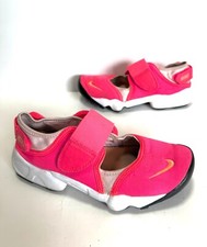 Ladies girls nike for sale  NEWPORT