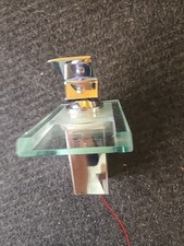 Torneira de banheiro LED cromada bico cachoeira alça única e furo torneira misturadora de latão comprar usado  Enviando para Brazil