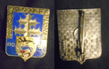 Insigne militaire 110 d'occasion  Meung-sur-Loire